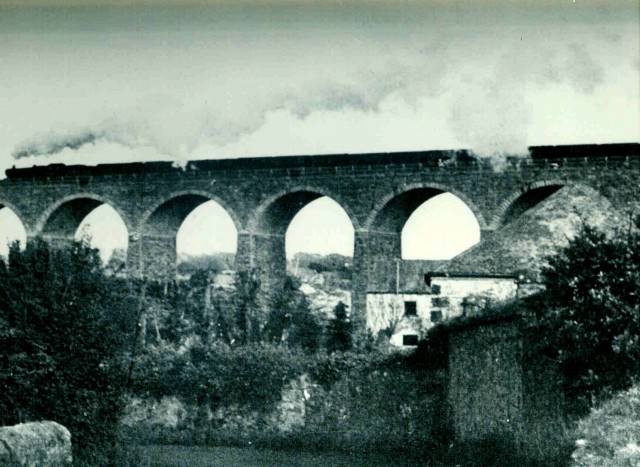 Steam Train on Angarrack Viaduct Steam Train on Angarrack Viaduct